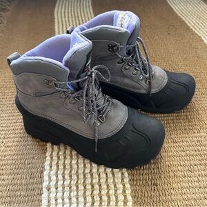 ITASCA Women’s Snow Boots Granite Peak Thinsulate Insulated Soft Sole Insoles 10